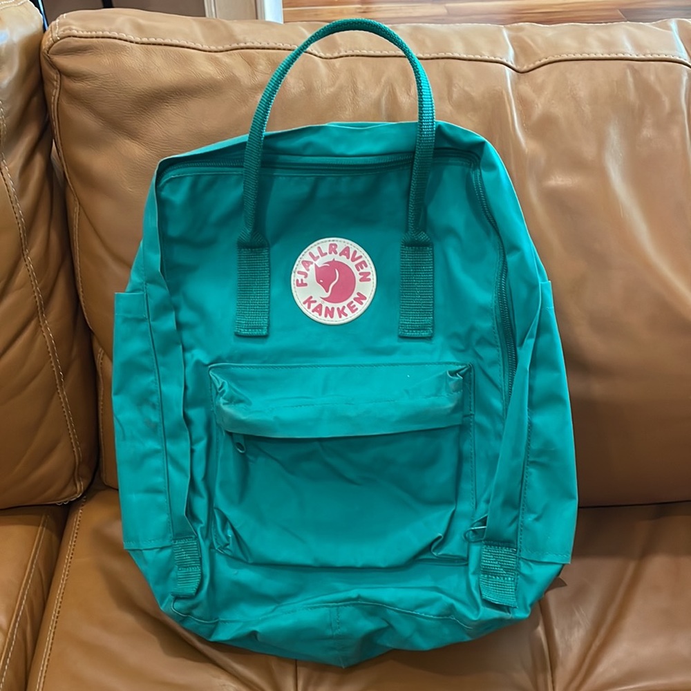 Fjall Raven classic backpack in teal green